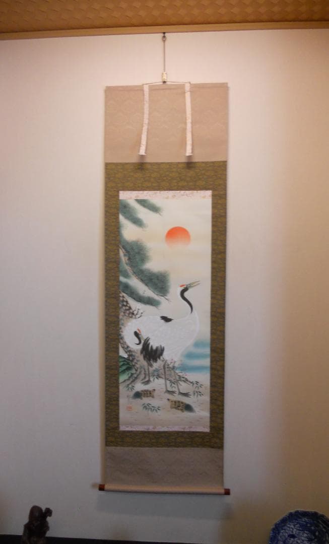 掛け軸 秋月 松竹梅鶴亀 絹本 希少 軸装 茶道具 掛軸 美品 です。