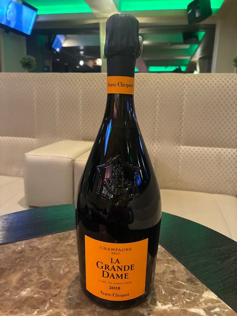 Veuve Clicquot La Grande Dame 2018 1本