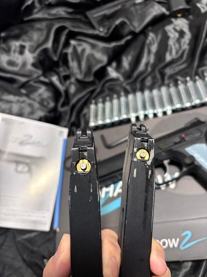 最終値下げ カーボネイト CZ SHADOW2 CO2 ガスガン