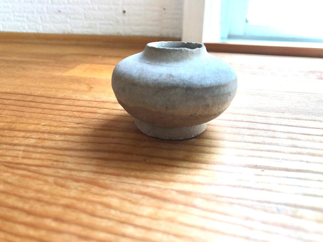 【タイ・骨董】宋胡録（スンコロク) 白灰 青磁 小壺（1301年~1600年