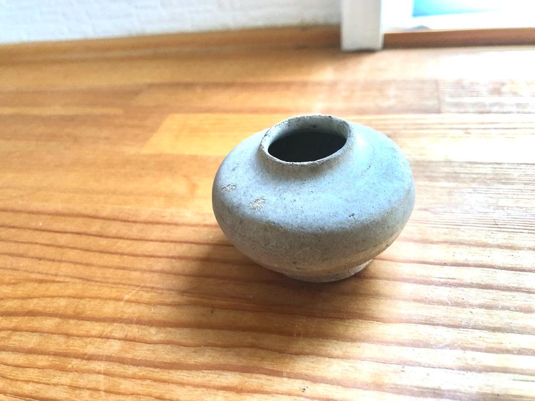 【タイ・骨董】宋胡録（スンコロク) 白灰 青磁 小壺（1301年~1600年