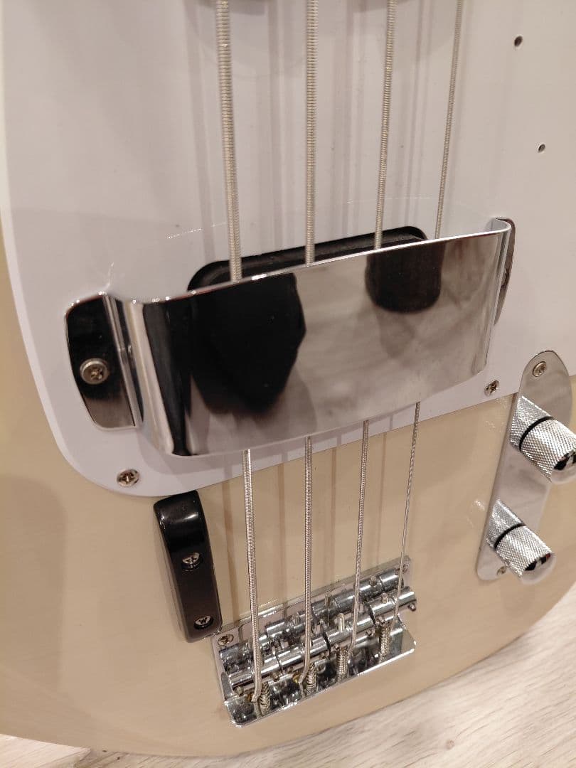 美品　ARIA PRO Jet-B51 ミディアムスケール エレキベー