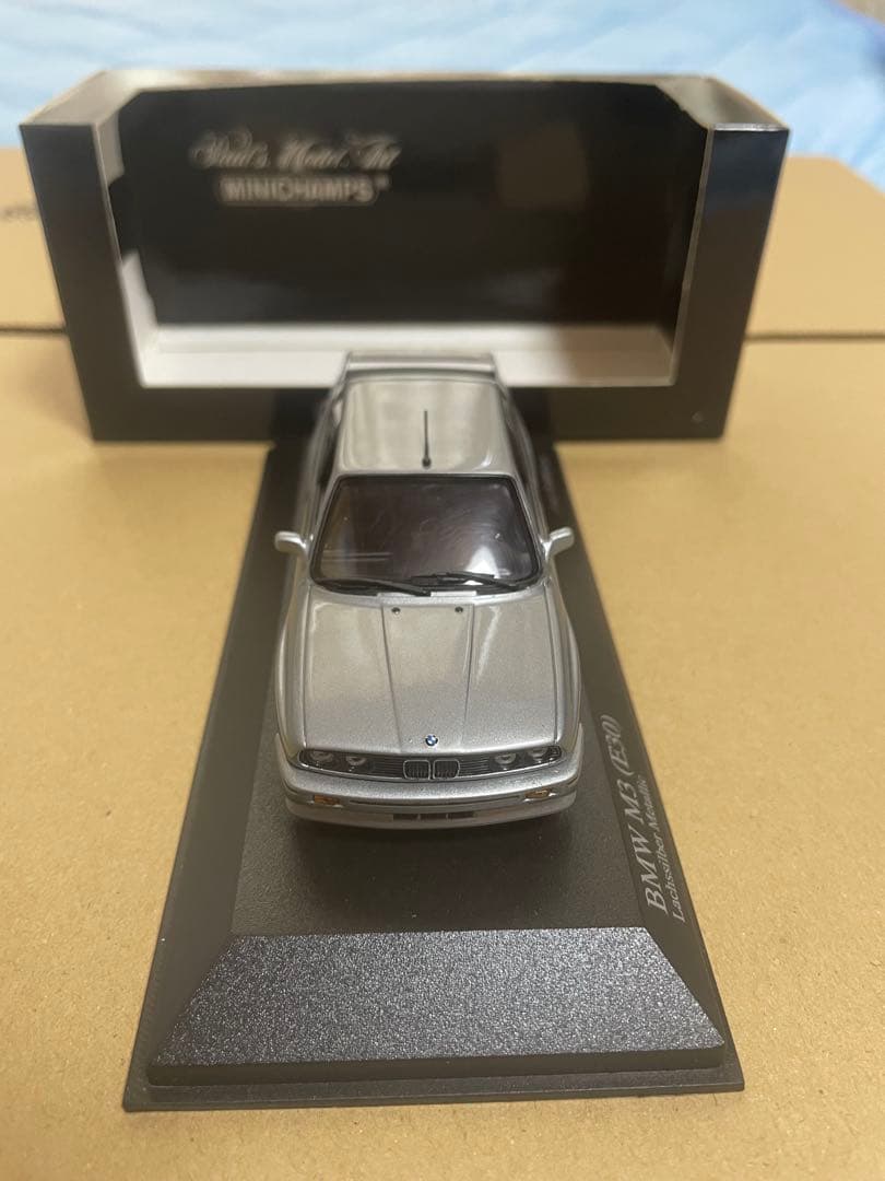  M3 (E30) 1987 Silver 1/43 ミニカー