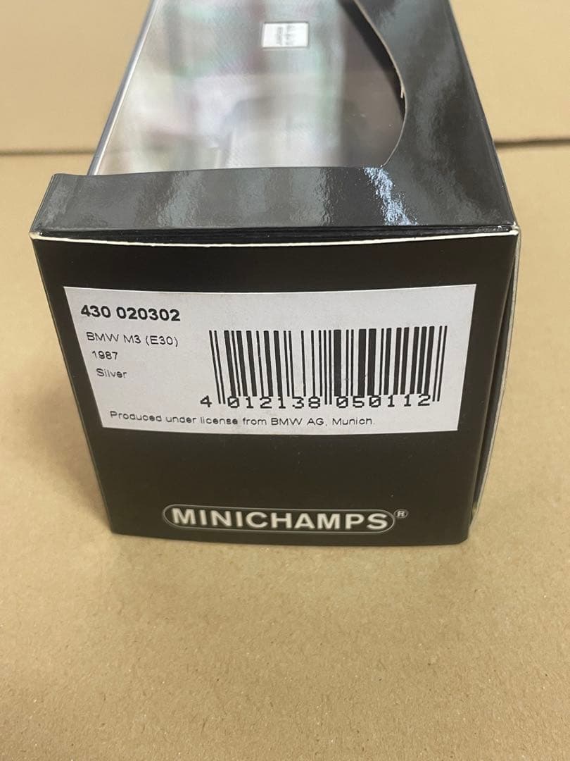  M3 (E30) 1987 Silver 1/43 ミニカー