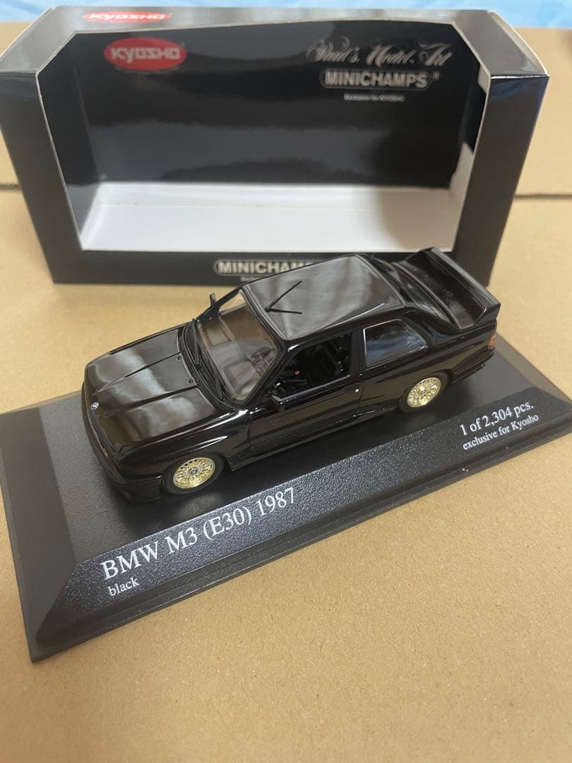  M3 (E30) 1987 Silver 1/43 ミニカー