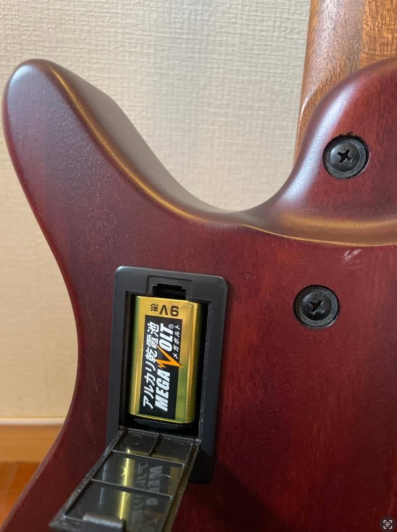 Ibanez Bass SRH500F-NNF フレットレスエレキベース