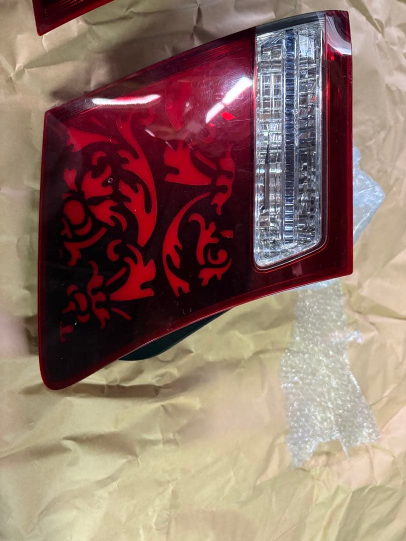 LEXUS LS600h LS460 アラベスク 西洋唐草模様 アクリルテール