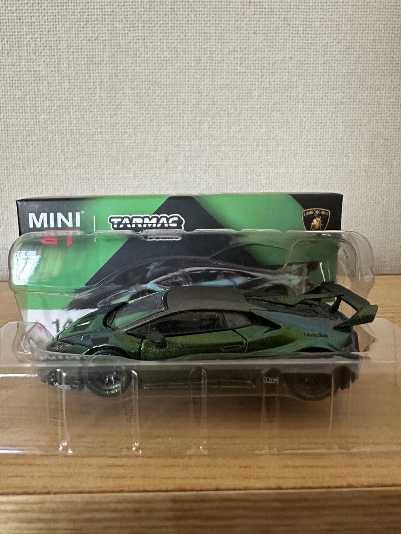 MINI GT LBWK Lamborghini Huracán ターマック