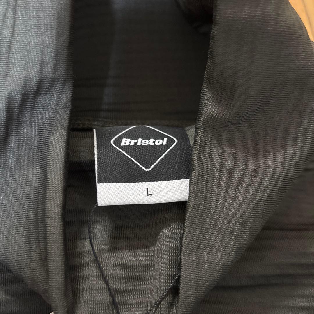 新品未使用　F.C.R.B UNDER LAYER HIGHNECK KHAKI