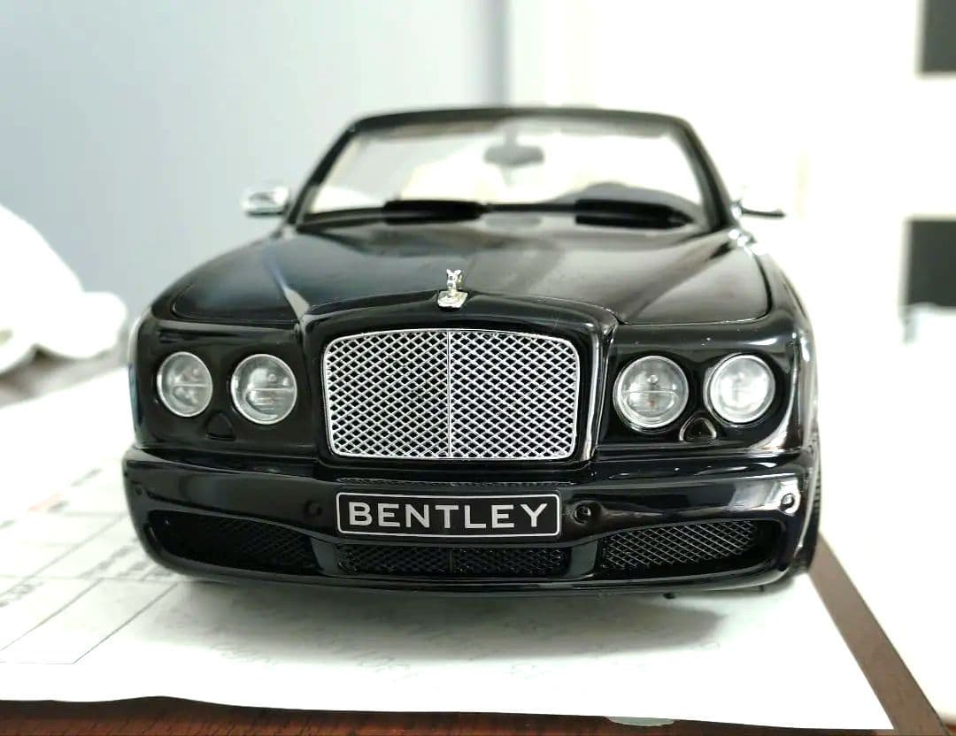 1/18 BENTLEY AZURE 2006 ベントレーアズール