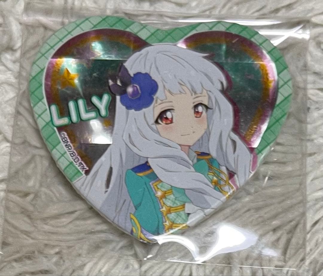 アイカツスターズ！　白金リリィ　アイカツスターズ!グリッターガラポン　缶バッジ