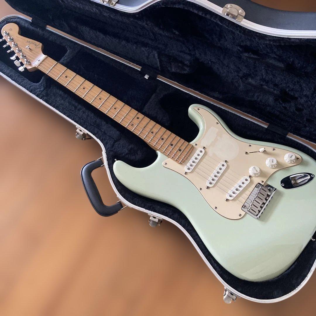 フェンダーUSA ストラト アメスタ 2002年製