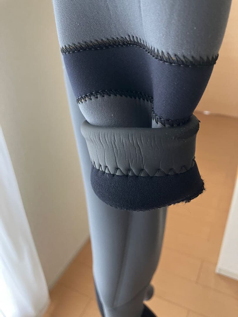 mellow wet suit MLサイズ　3mmジャーフル