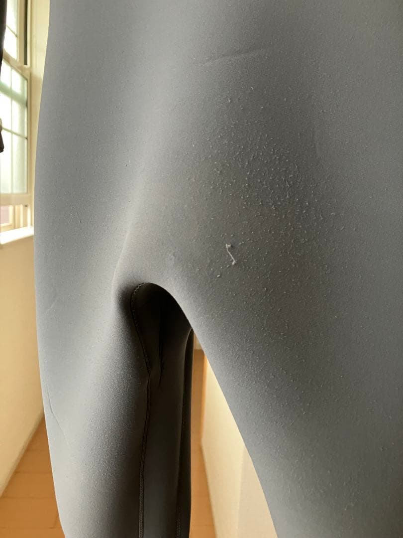 mellow wet suit MLサイズ　3mmジャーフル