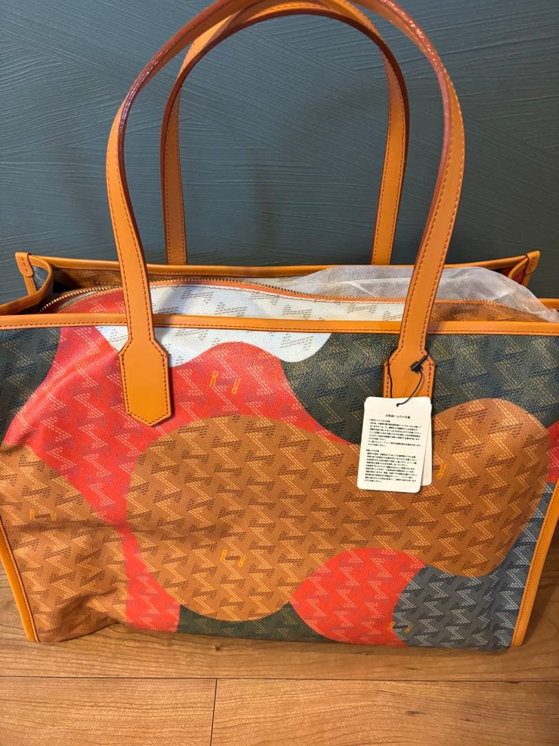 レザレクション　ラニウス スクエア ビッグ / セドナ