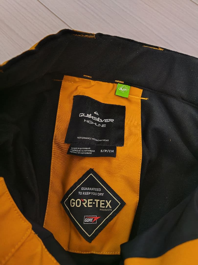 クイックシルバー　スノーパンツ　gore-tex