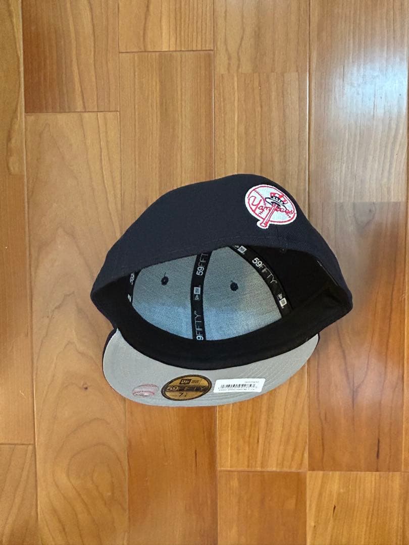 新品未使用 ヤンキース ニューエラ59FIFTYキャップ シャドウロゴ