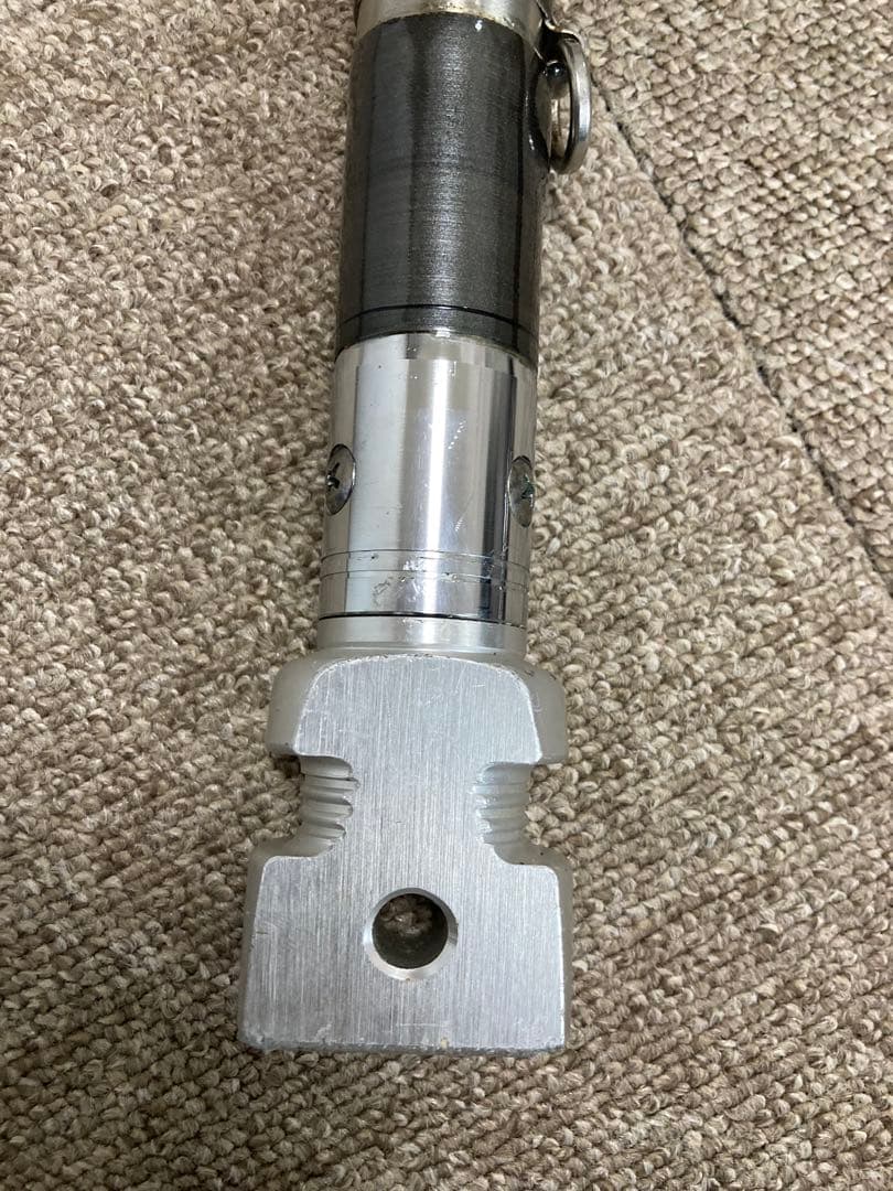 (中古良美品）Daiwa CARBO WHISKER 100-484 クエ竿