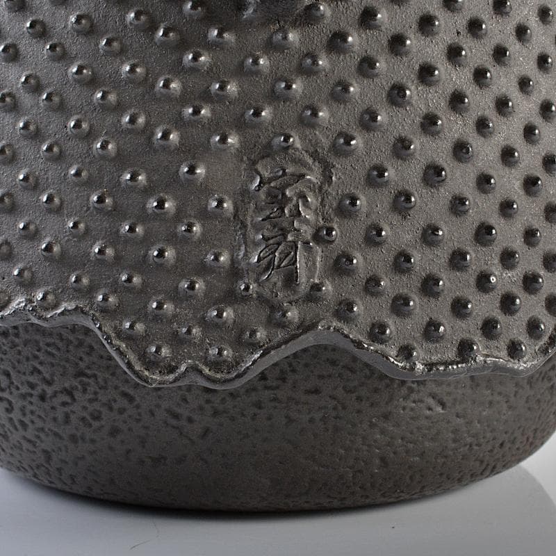 茶道具　那古野釜　釜師　伊藤宝斉作　霰文　尾垂釜　共布共箱　M　R6230B