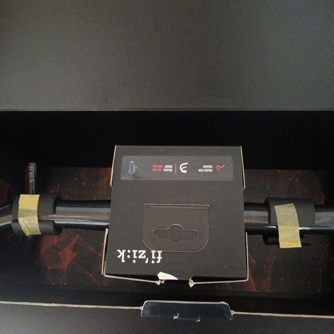 Fizik Cyrano R1 スネーク ドロップハンドル