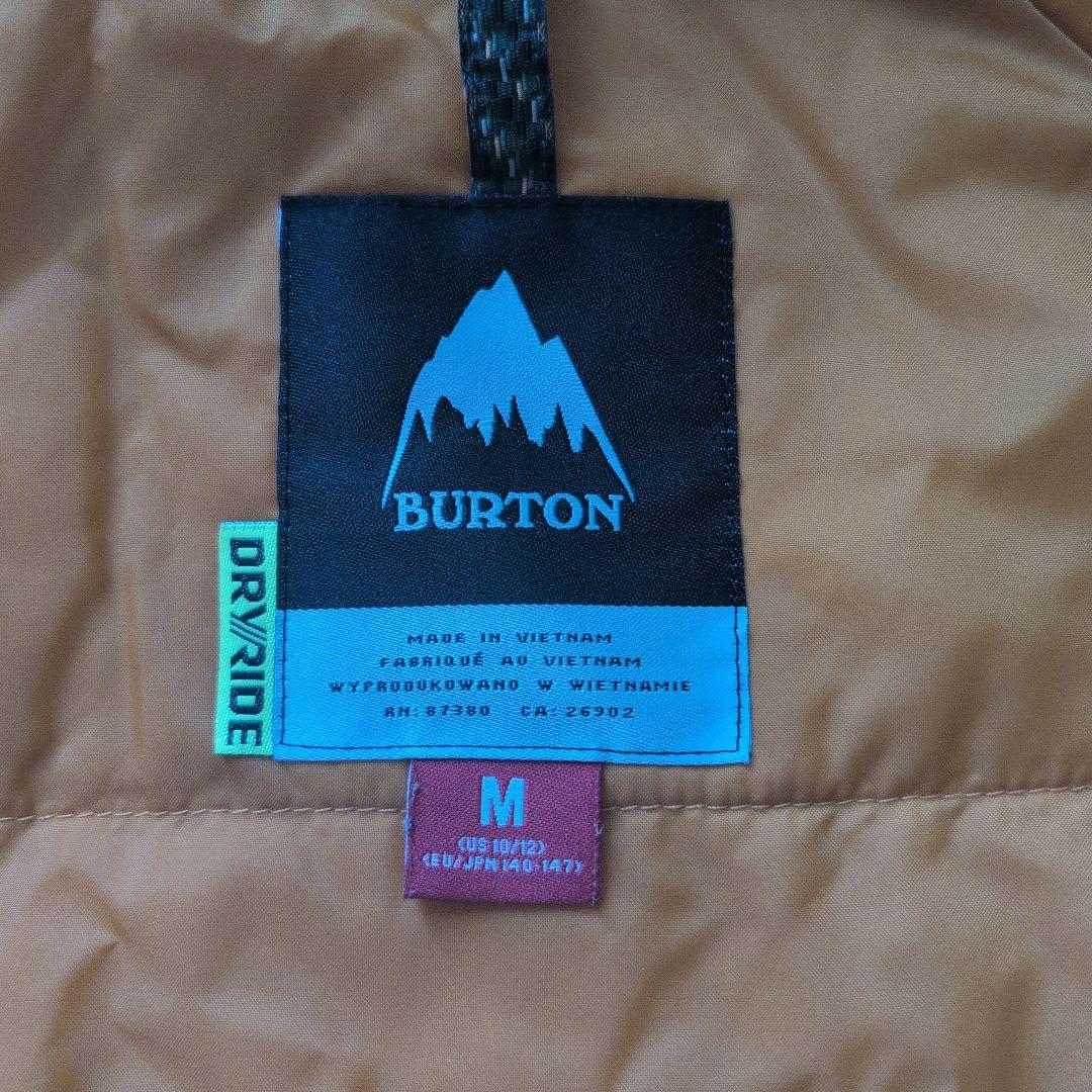 BURTON　カモフラ　スノボウェア　サイズ140