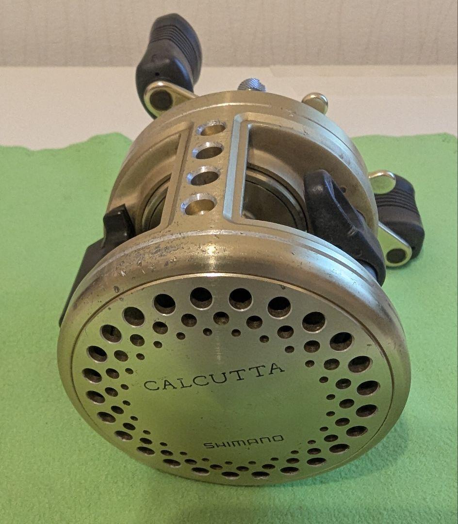 SHIMANO シマノ カルカッタ 201XT 左ハンドル ベイトリール