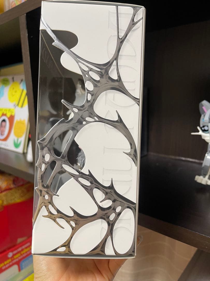 正規品　POPMART スカルパンダXG SKULLPANDA XG 新品未開封