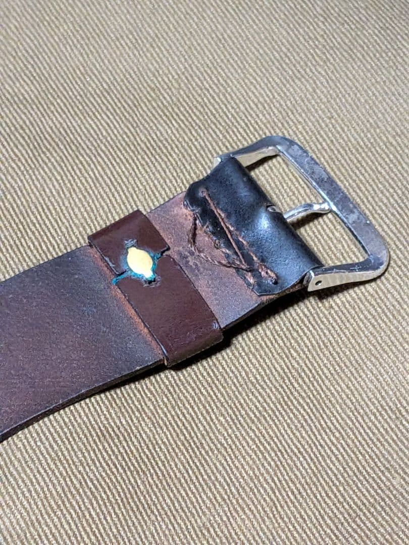 日本軍　陸軍　将校　腕時計　防塵　防湿　二重ガラス　レプリカ　電池式　　可動