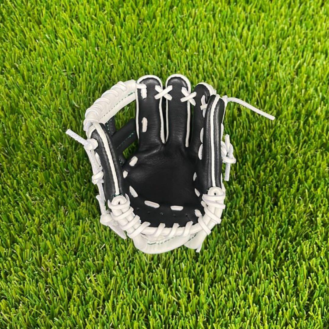 吉川尚輝 誕生祭 読売ジャイアンツ ミニチュアグラブ ナオキツネ グローブ