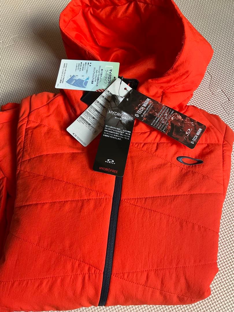 オークリー ゴルフ　中綿ジャケット UNEVEN PUFF JACKET 5.0