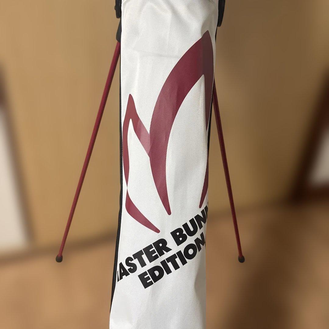 マスターバニーセルフスタンドバック