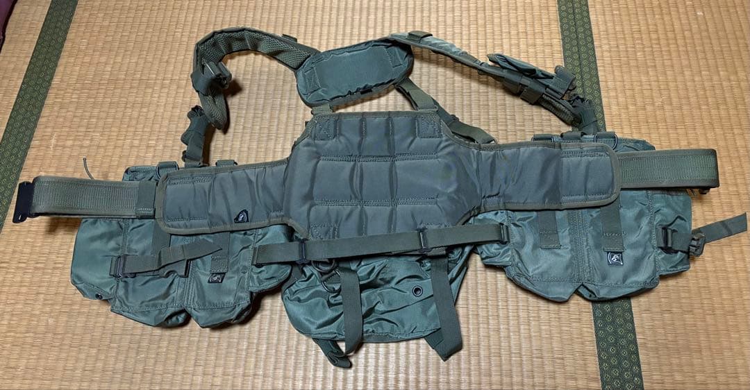 【1日まで値下げ】ロシア軍 AK用スメルシ＋PKアモポーチ