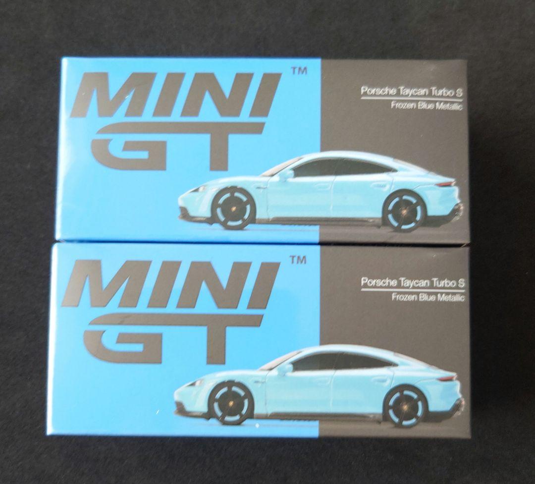 MINI GT Porsche Taycan Turbo S 2台セット。