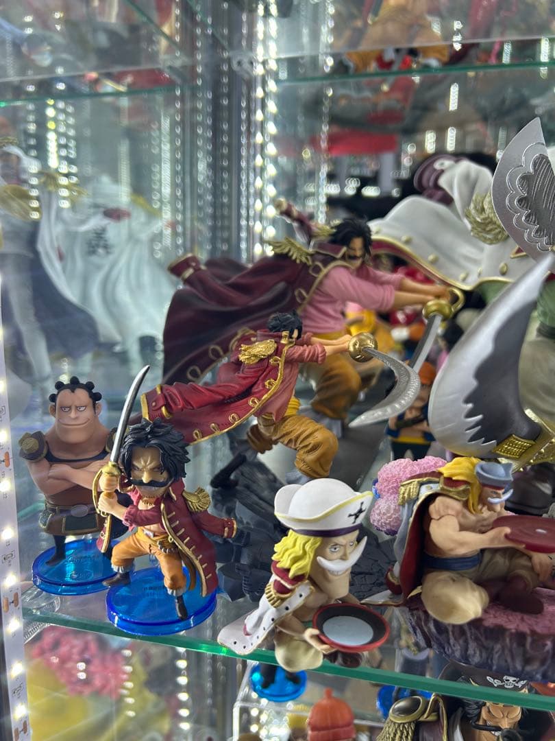 ゴール・D・ロジャー VS エドワード・ニューゲート フィギュア まとめ売り