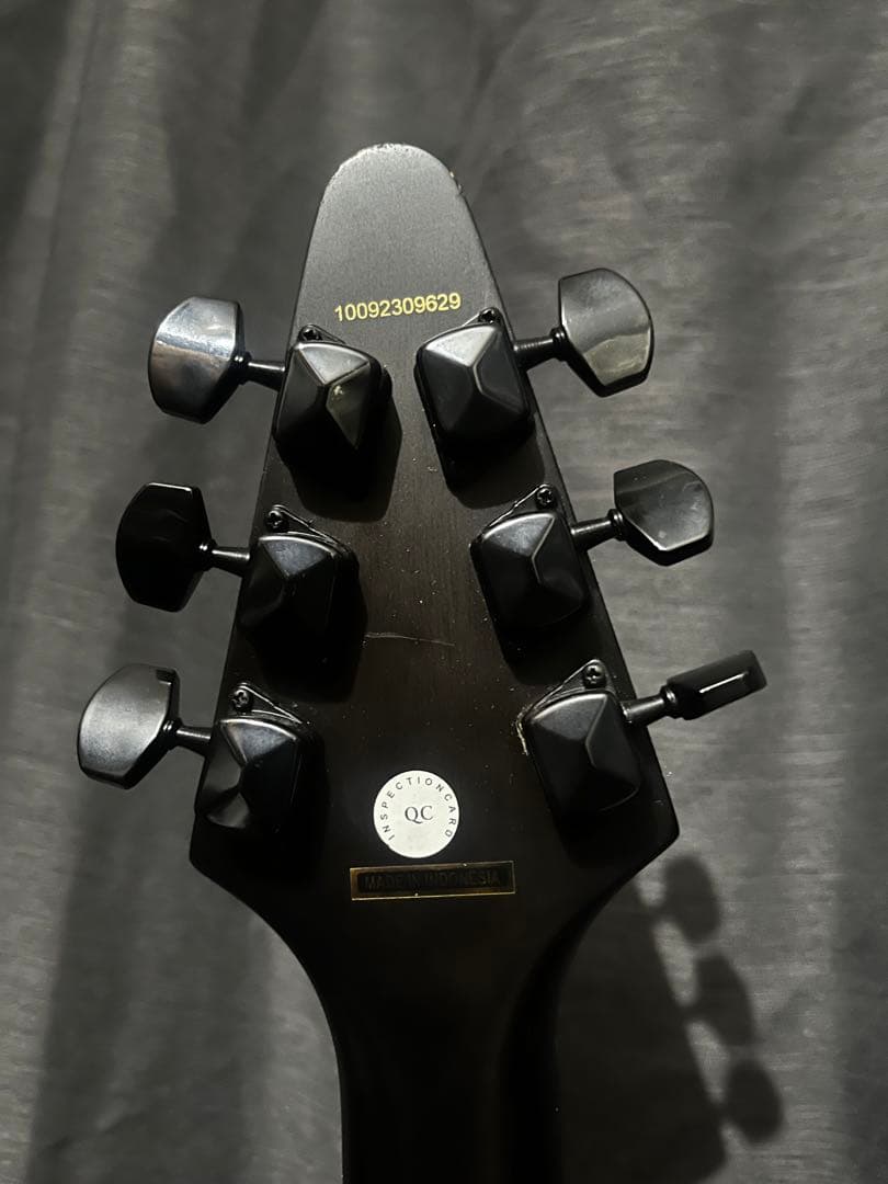 中古Epiphone/エピフォン　GT　Explorer ケース付き