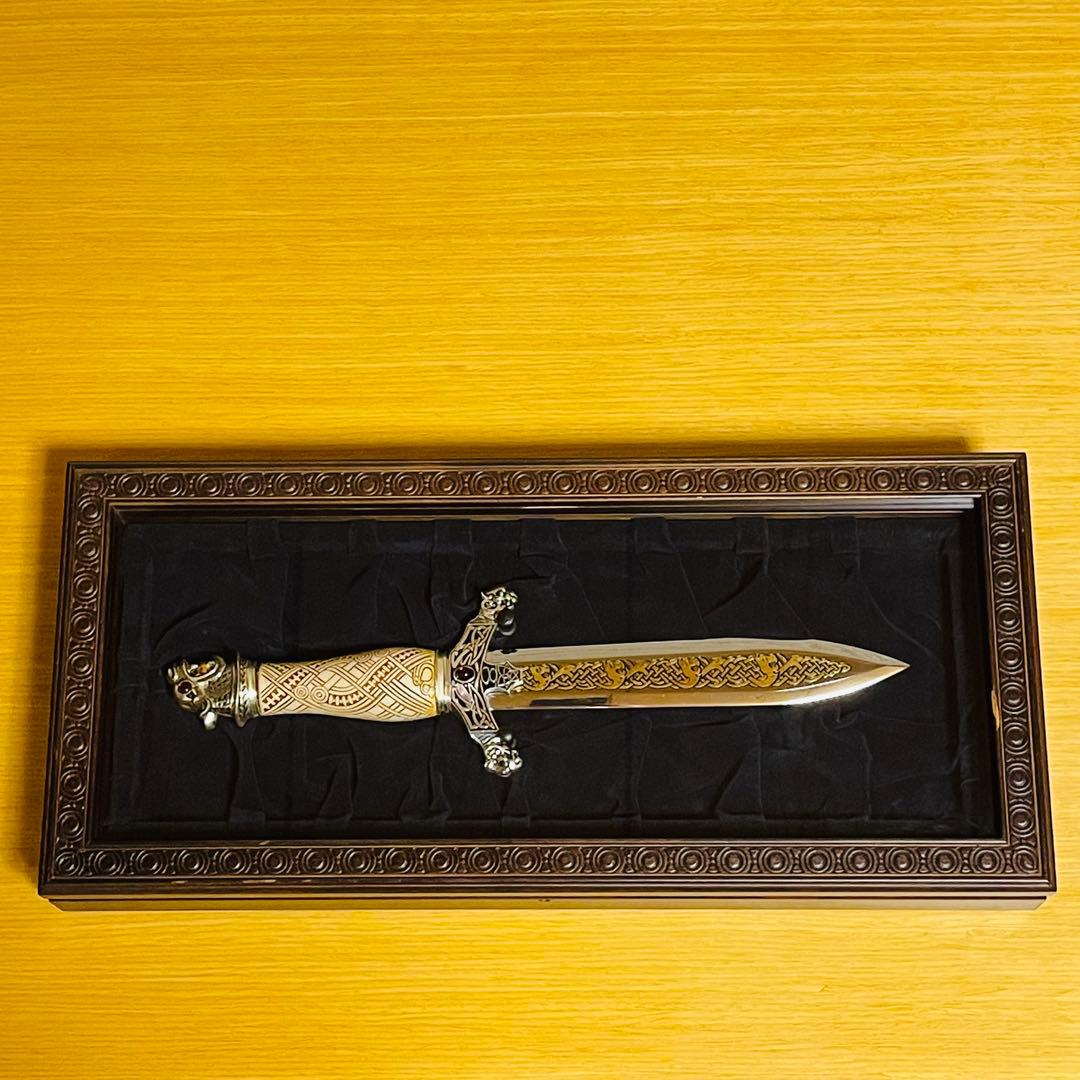 【TRAN VAN THANG】フランクリン・ミント社製バイキングの短剣