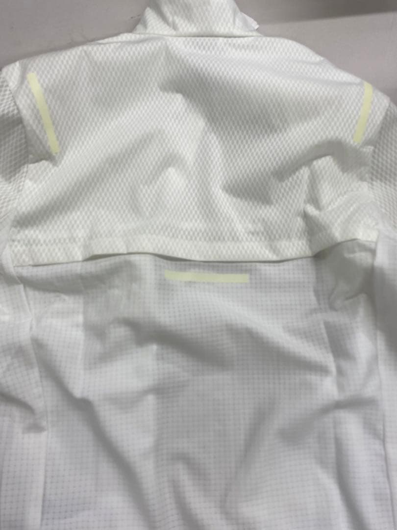 【未使用】アディダス　ウィンドブレーカー　サイズM