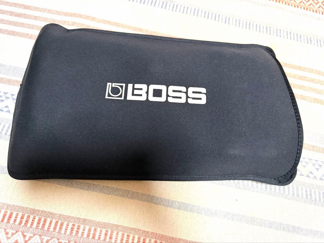 BOSS GT-1 ギターエフェクター 専用ケース付き　ACアダプター付き