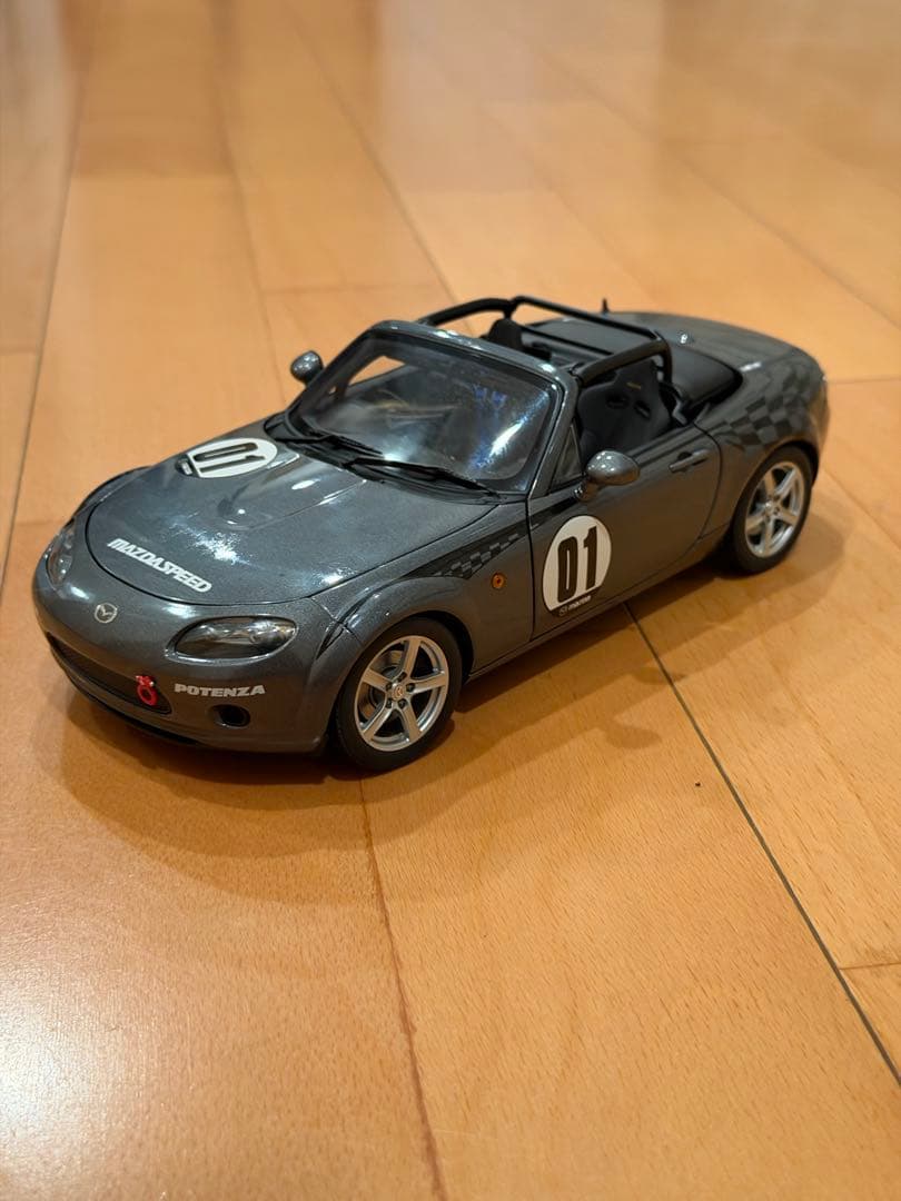 オートアート 1/18 マツダスピード MX-5 ROADSTER