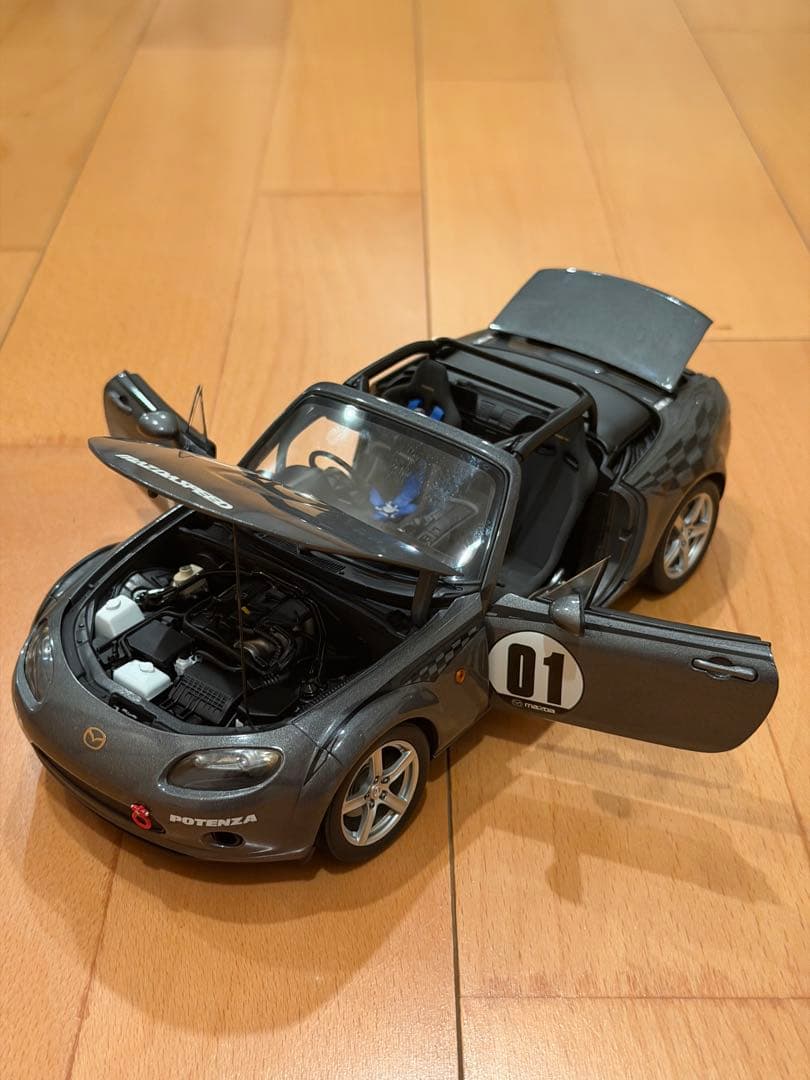 オートアート 1/18 マツダスピード MX-5 ROADSTER