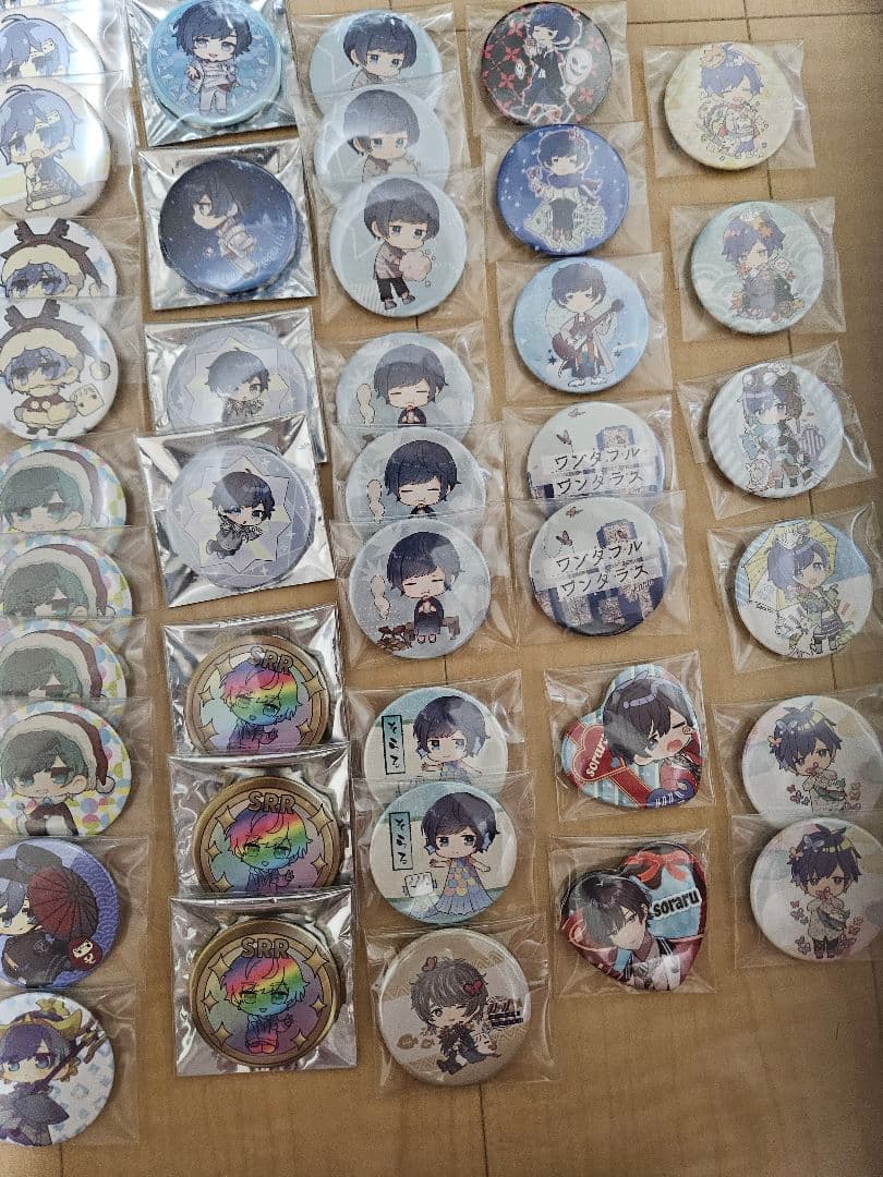 そらる　グッズ　(缶バ　タオル　クッション等)