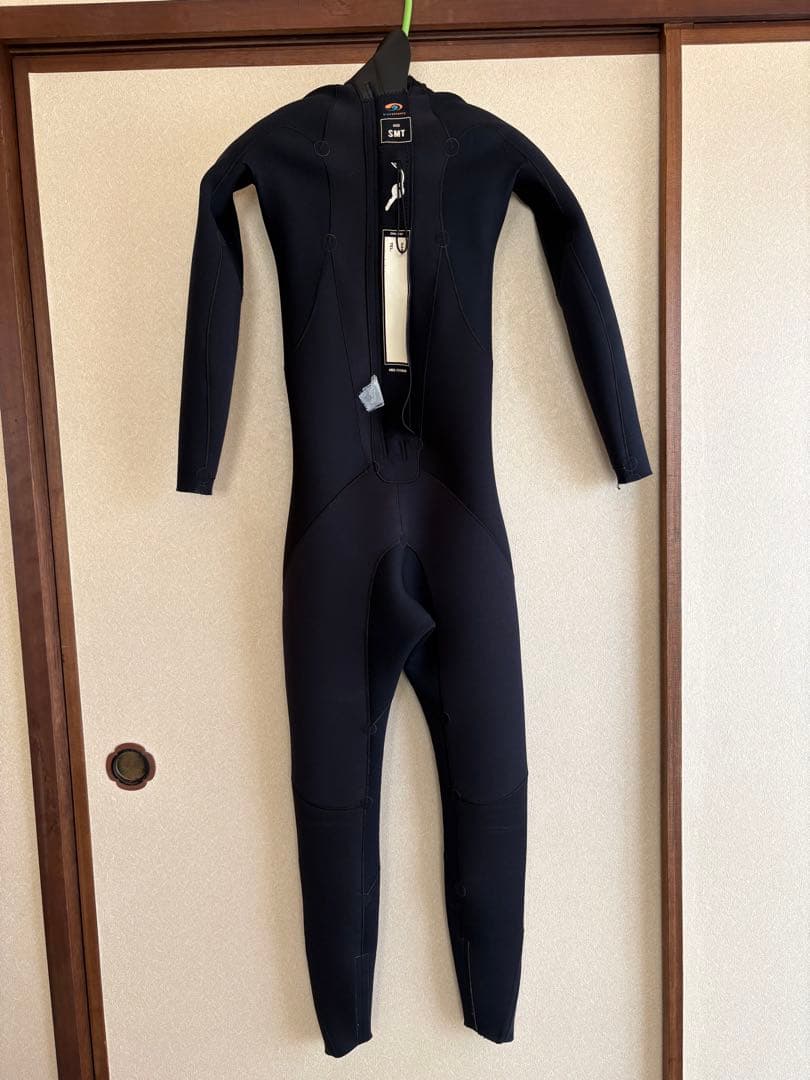 blueseventy ブルーセブンティー pivotウェットスーツ （SMT）