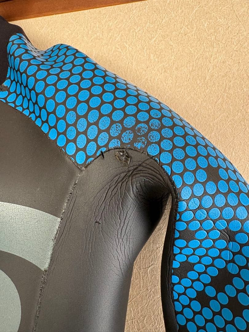 blueseventy ブルーセブンティー pivotウェットスーツ （SMT）