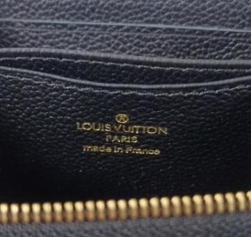 ［美品］ 財布 M83606