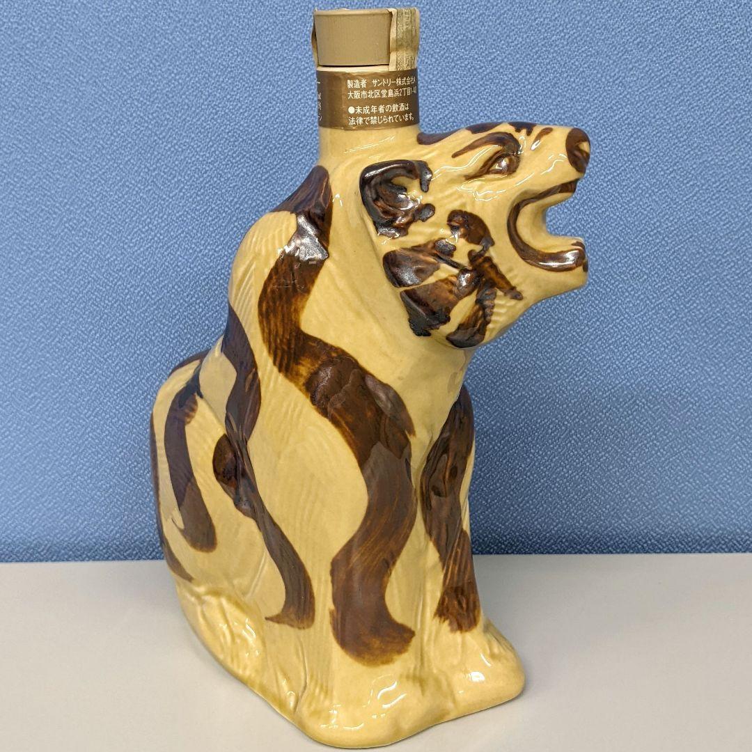 サントリーローヤル12年　干支　寅歳ボトル　600ml 43%　箱あり