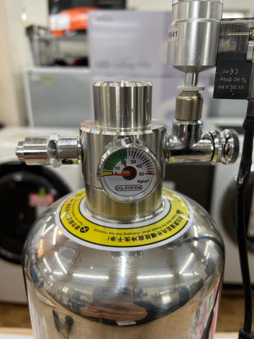 二酸化炭素CO2 ジェネレーター①※現状渡し※