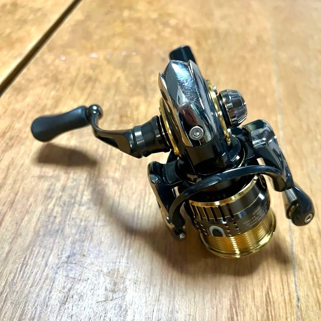 美品　ダイワ 15イグジスト 2003H