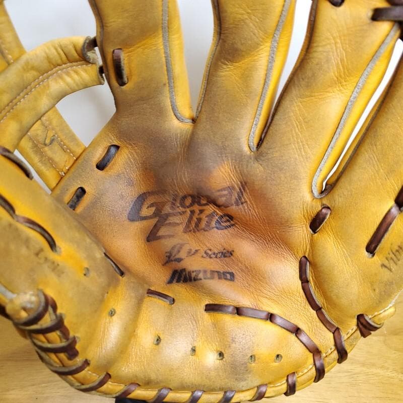 ミズノ グローバルエリート Lvシリーズ 限定品 内野用 軟式グローブ
