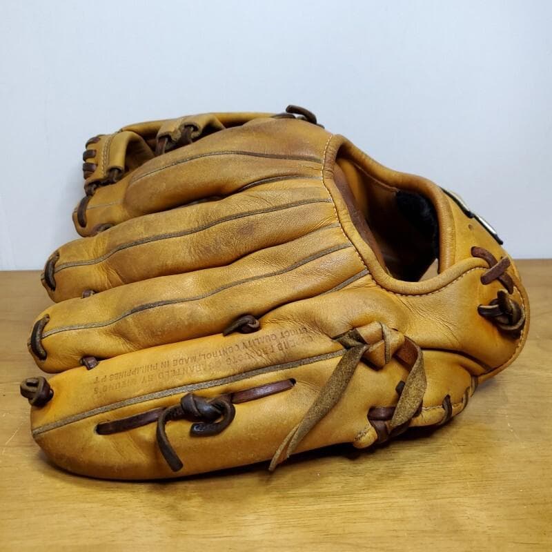 ミズノ グローバルエリート Lvシリーズ 限定品 内野用 軟式グローブ