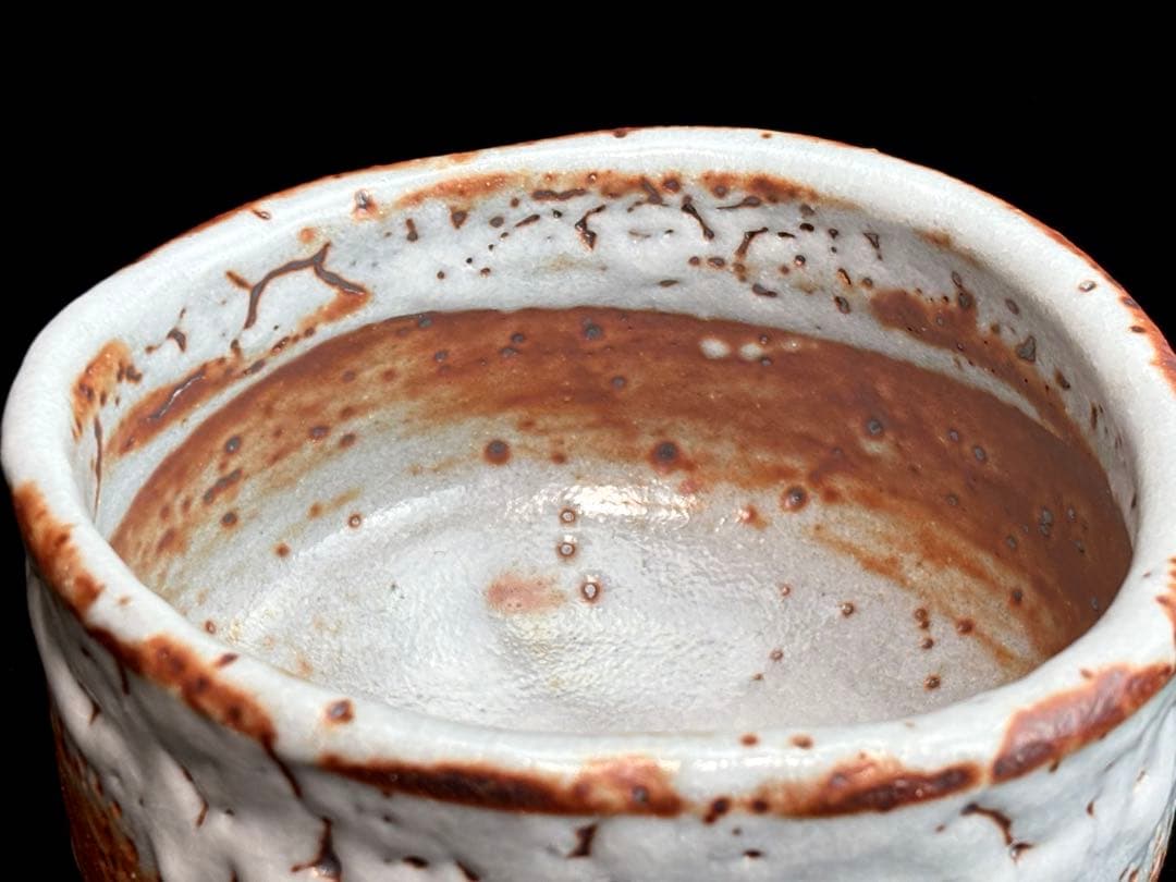 十三代【山口小左衛門】小左衛門窯 瀬戸紫志野茶碗 共箱共布栞付 R811163